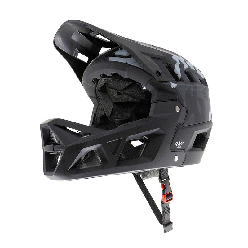 CP06 Sport - camo L